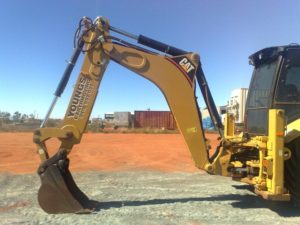Equipment-Youngs-Earth-Moving-For-Hire-Backhoe-CAT-432E-2